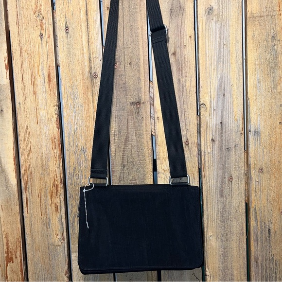 Baggallini Black Shoulder Bag - Picture 10 of 10